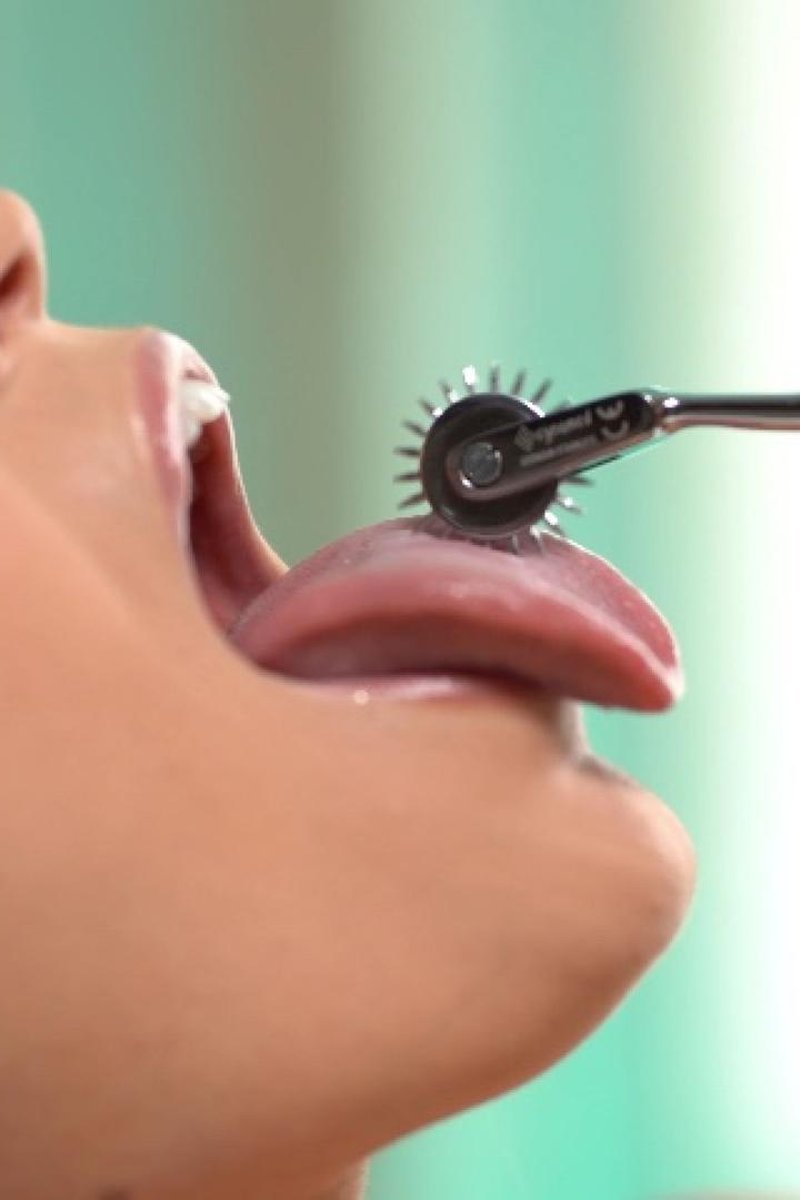Pinwheel Tease - Screenshot 1 of 4 - Fetish