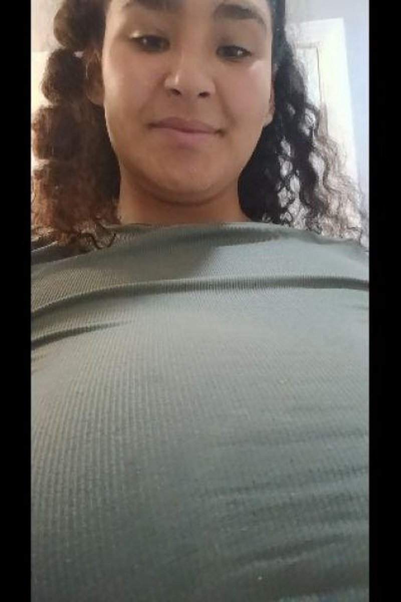 Boob Flex Tutorial - Screenshot 1 of 4 - Bodybuilder