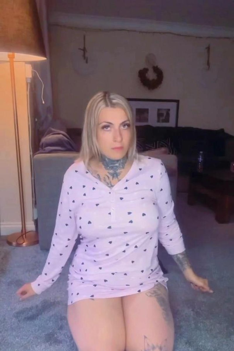 Fart Compilation - Screenshot 1 of 4 - Farting