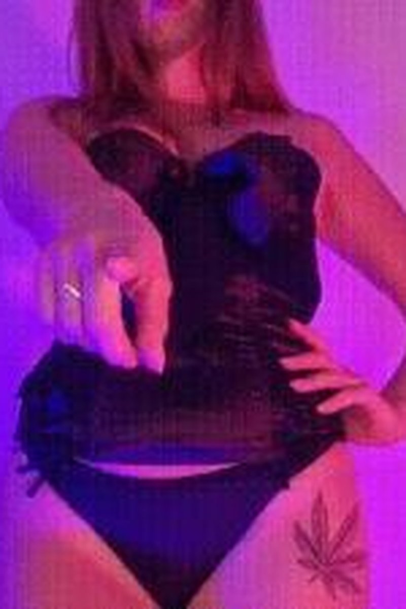 Snap & Send Trigger Training - Screenshot 1 of 4 - Domination