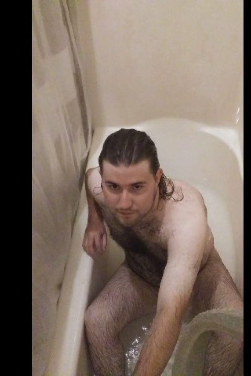 Bathing - Screenshot 1 of 4 - Hairy Pussy