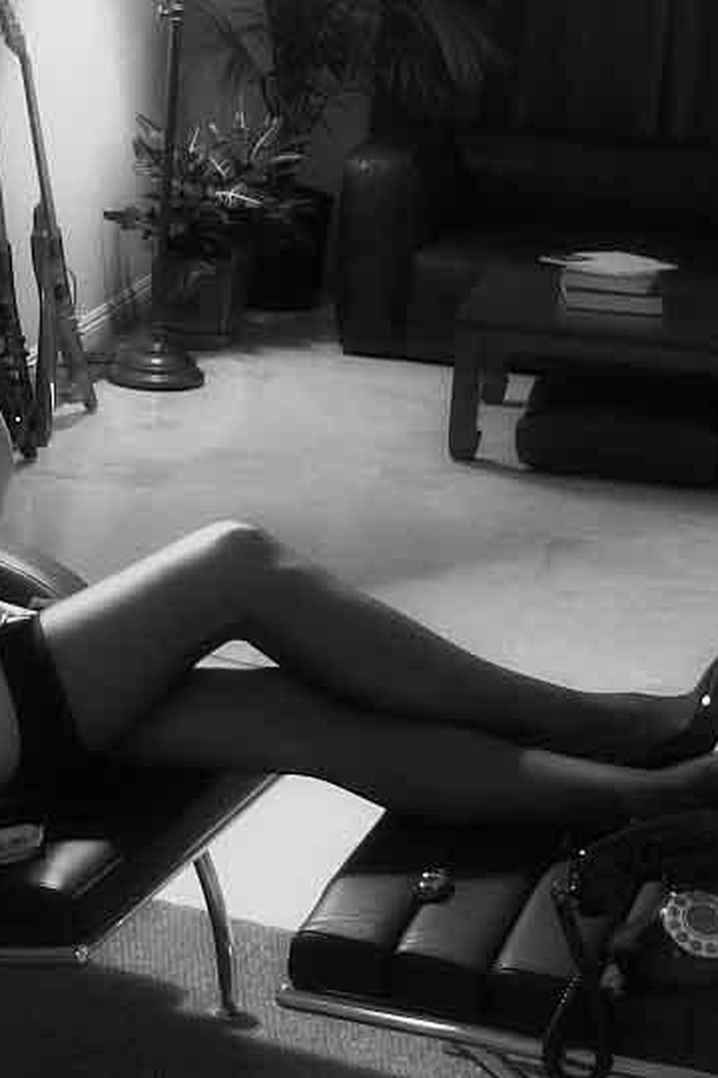 Cindy 4 - Screenshot 1 of 4 - Spanking