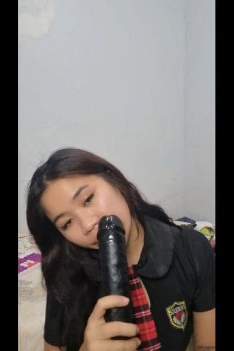 Sucking BBC - Screenshot 1 of 4 - Asian