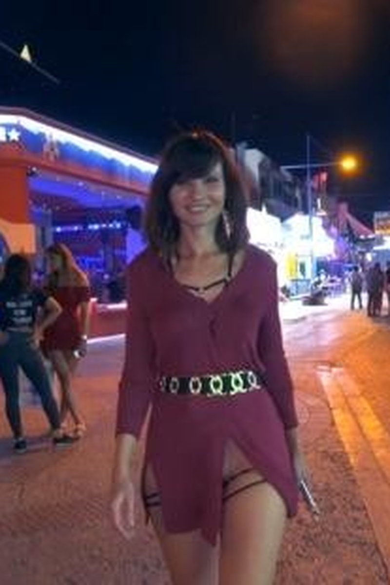 A Question - Screenshot 1 of 4 - Jeny Smith