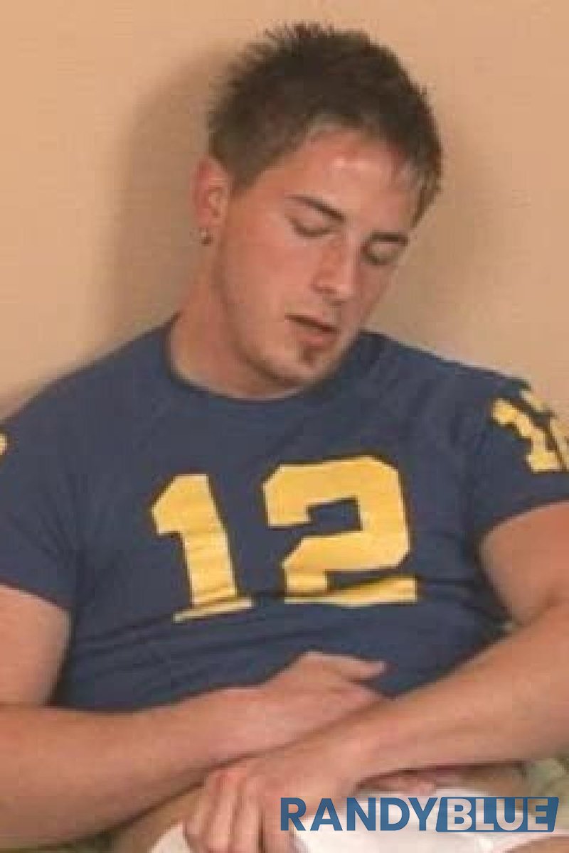 Brad Star - Screenshot 1 of 4 - Blond Hair