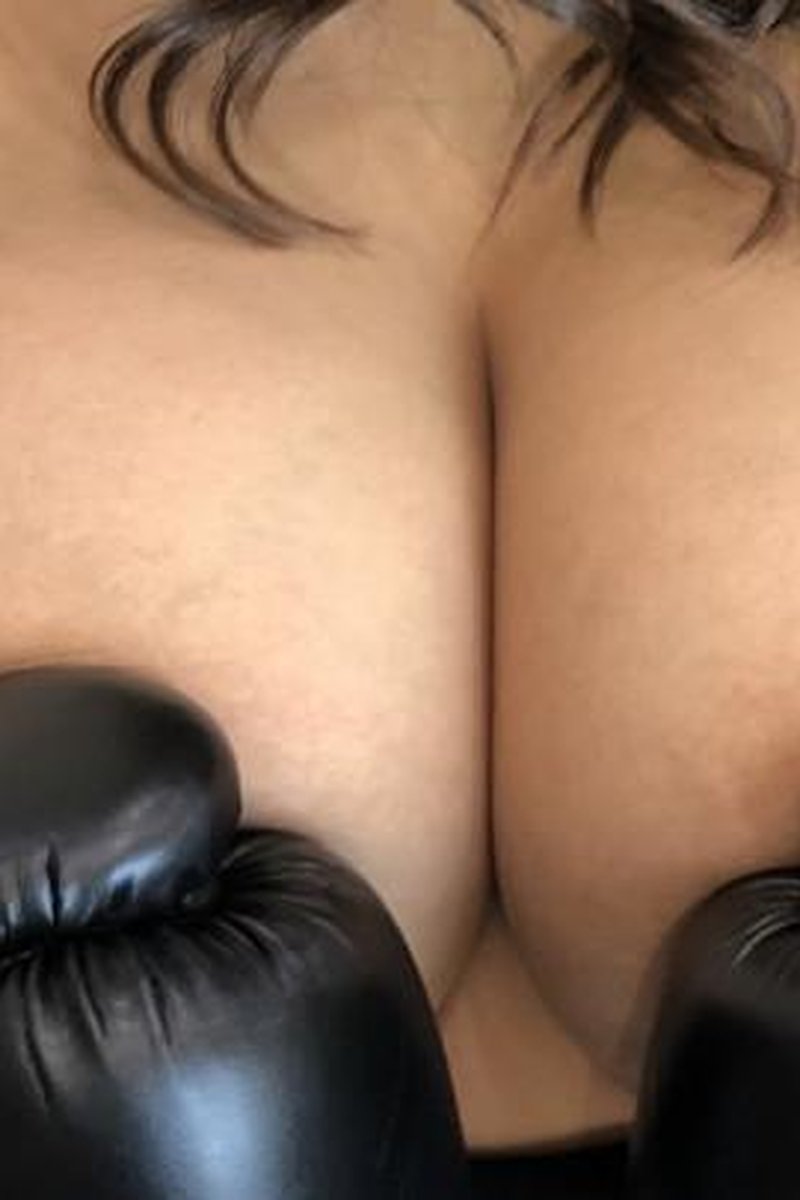 Boxing - Screenshot 1 of 4 - Big Tits