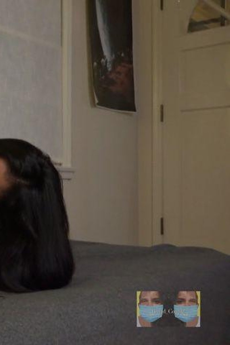 Teasing Her Booty - Screenshot 1 of 4 - Ass Fetish