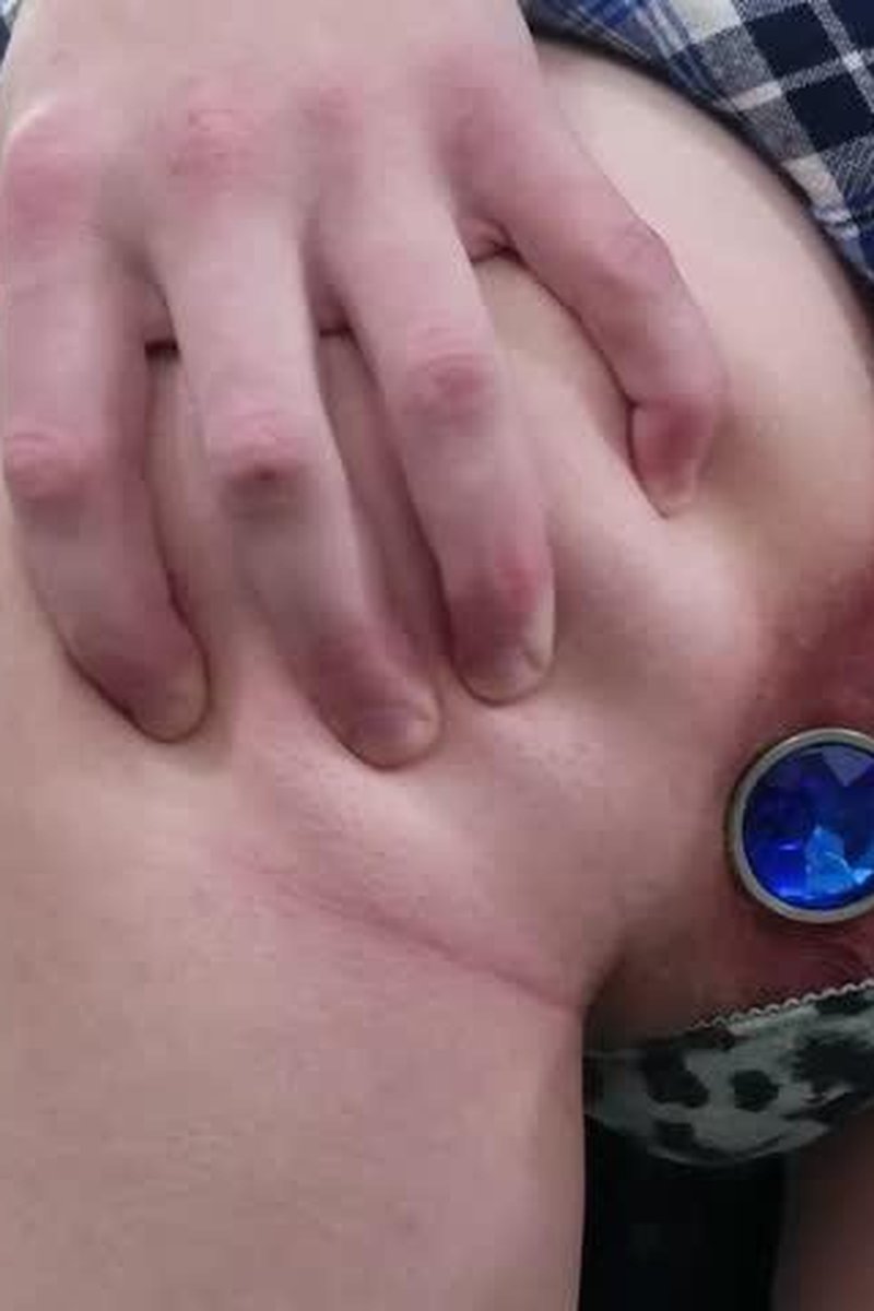 Butt Plug Insertion And Teasing - Screenshot 1 of 4 - Ass Fetish