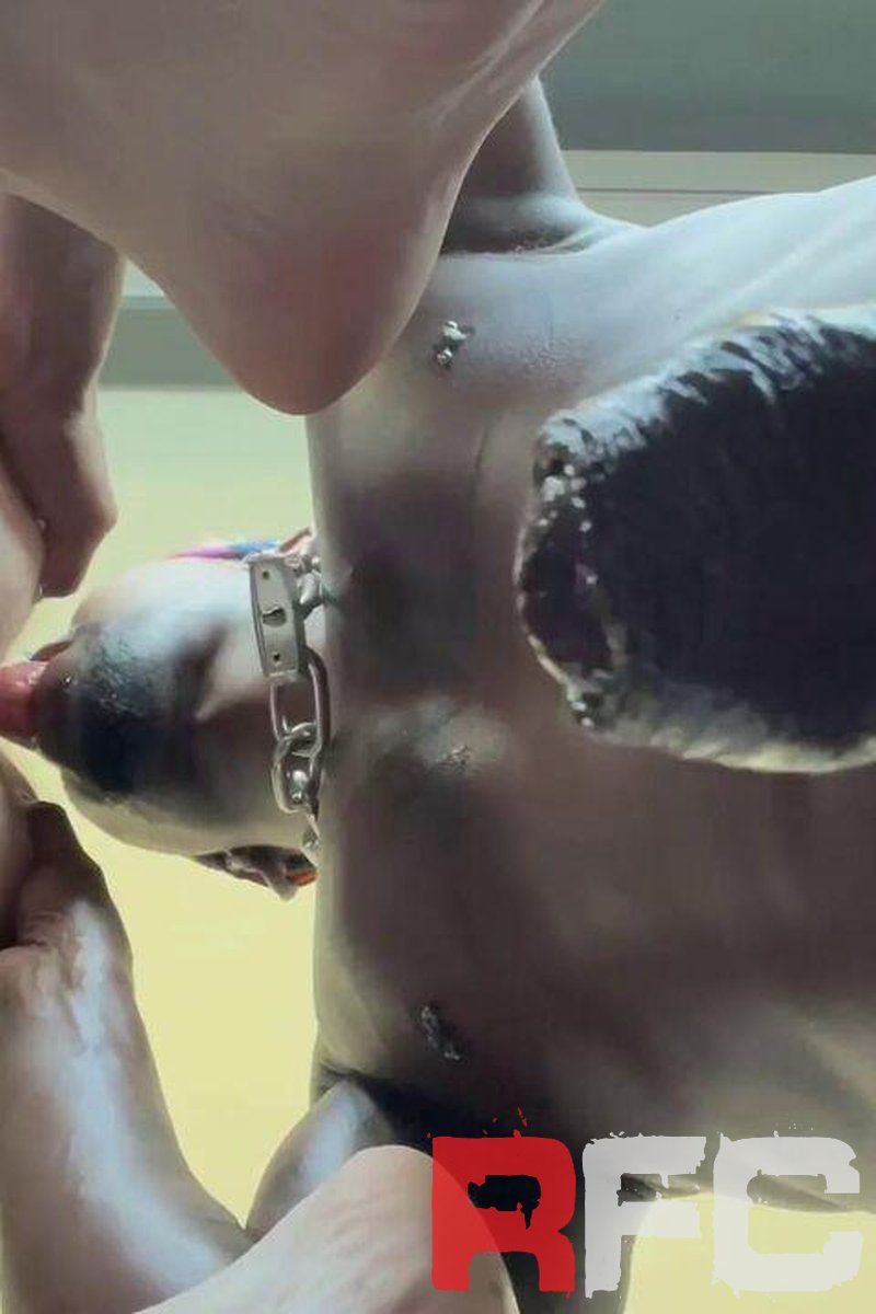 Pride Weekend - Screenshot 1 of 4 - Big Muscle Guys