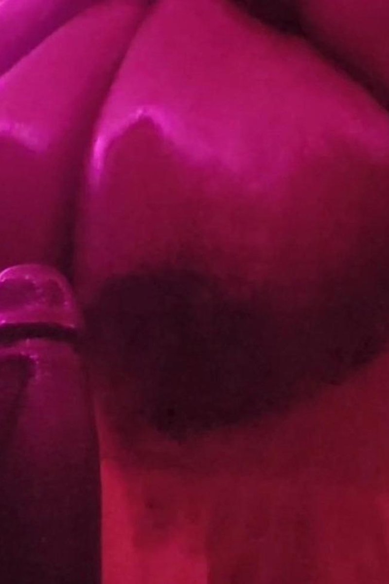 Stroke The Rainbow - Screenshot 1 of 4 - Babes
