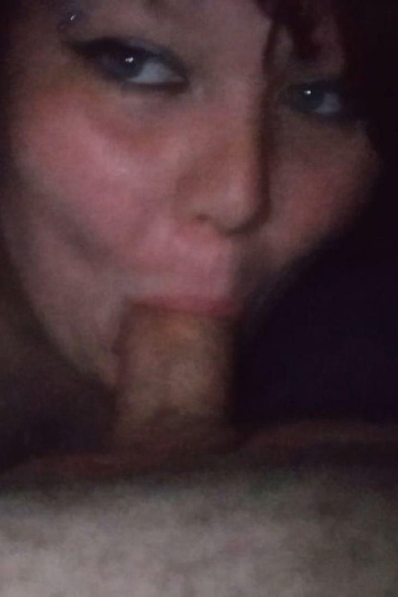 Road Head - Screenshot 1 of 4 - Blowjob