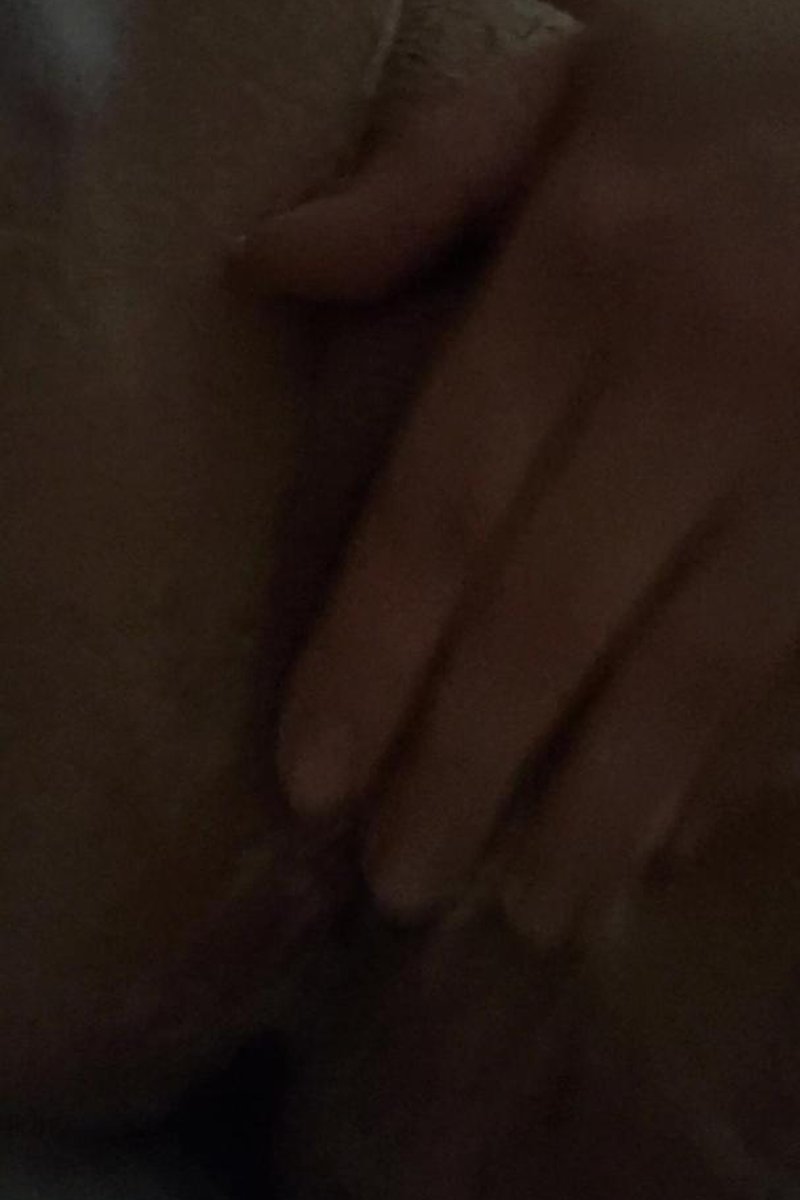 Shower Secrets - Screenshot 1 of 4 - Close Up