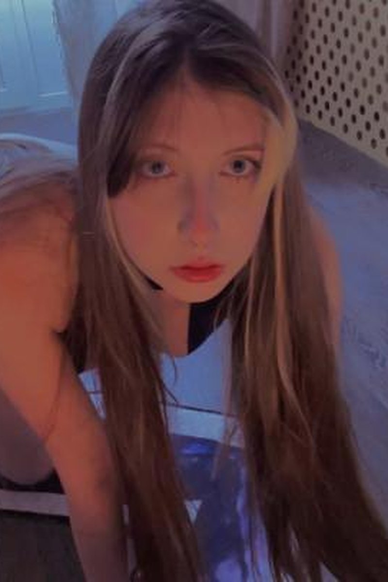Yes, I Am Your Fucktoy, Master 4k - Screenshot 1 of 4 - Close Up