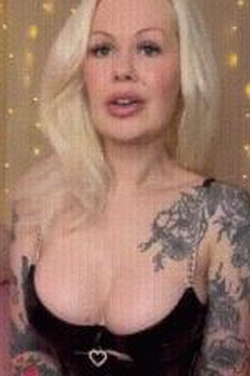 SPH Bully - Screenshot 1 of 4 - Bitch