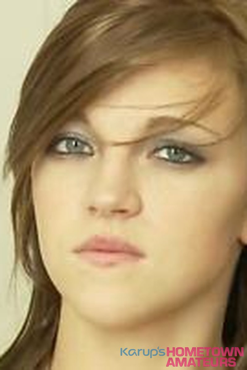 Danielle - Screenshot 1 of 4 - Danielle Steele