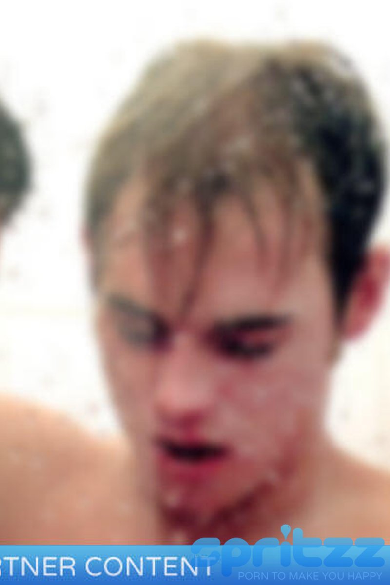 Shower Fun - Screenshot 1 of 4 - Gay