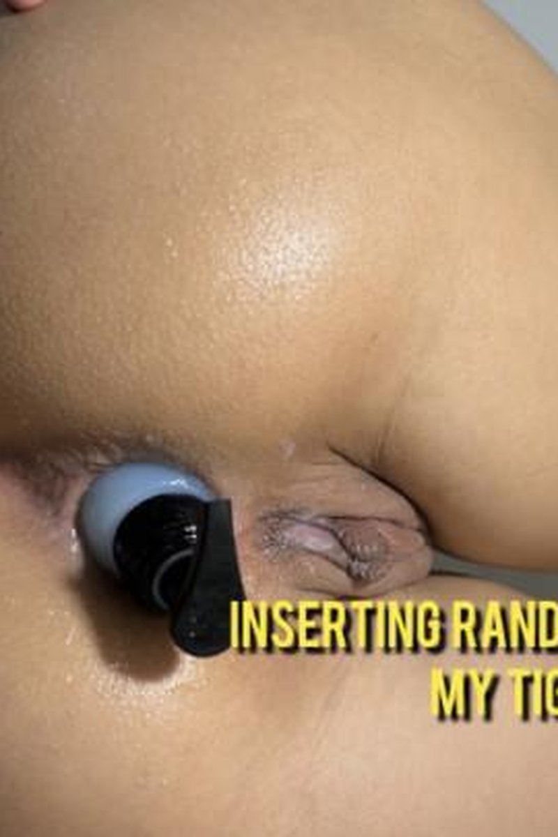 Inserting Random Objects Into My Tight Ass - Screenshot 1 of 4 - Anal