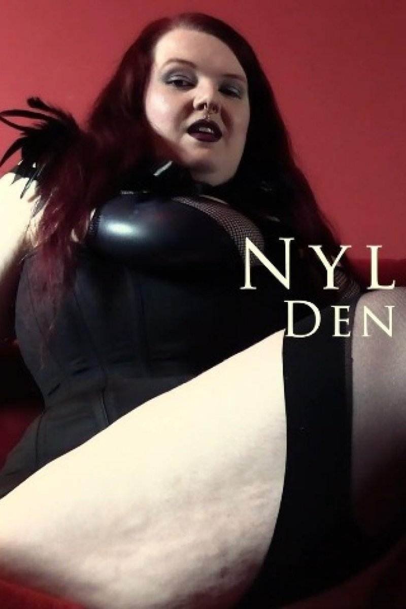 Nylon Denial - Screenshot 1 of 4 - BBW