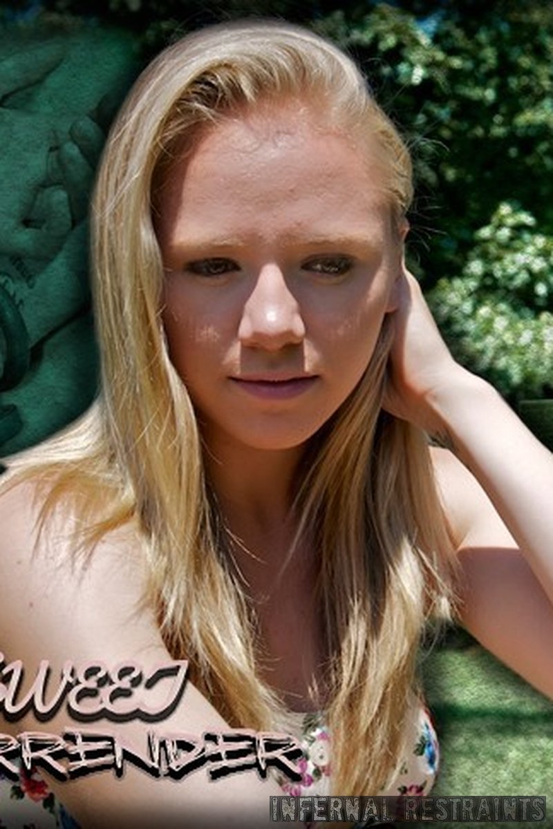 Sweet Surrender - Screenshot 1 of 4 - BDSM