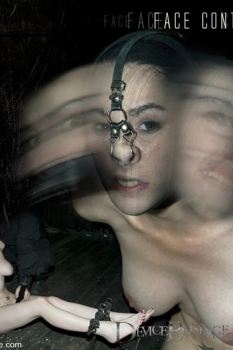 Face Control - Screenshot 1 of 4 - BDSM