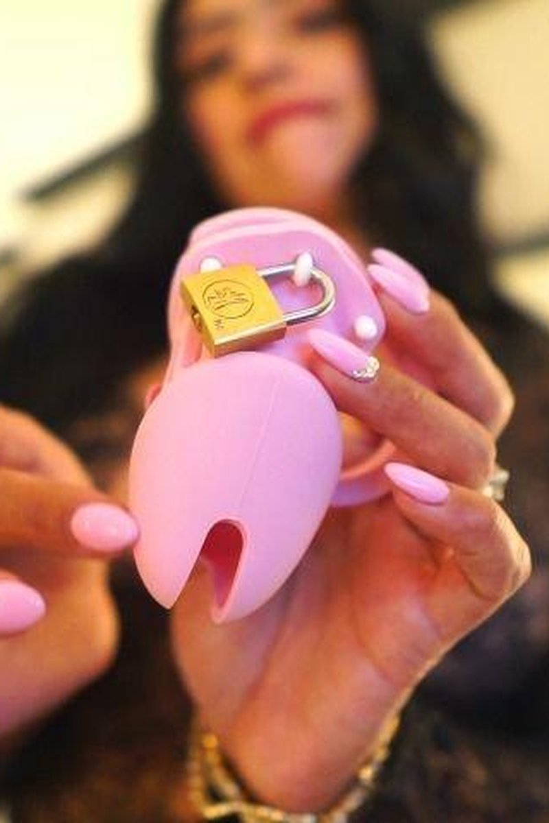 Our Date Night - Screenshot 1 of 4 - Cuckolding