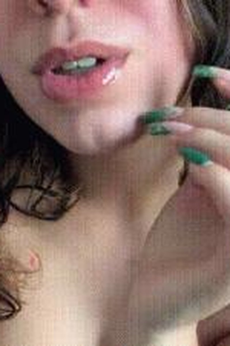 Good Boy - Screenshot 1 of 4 - Body Worship