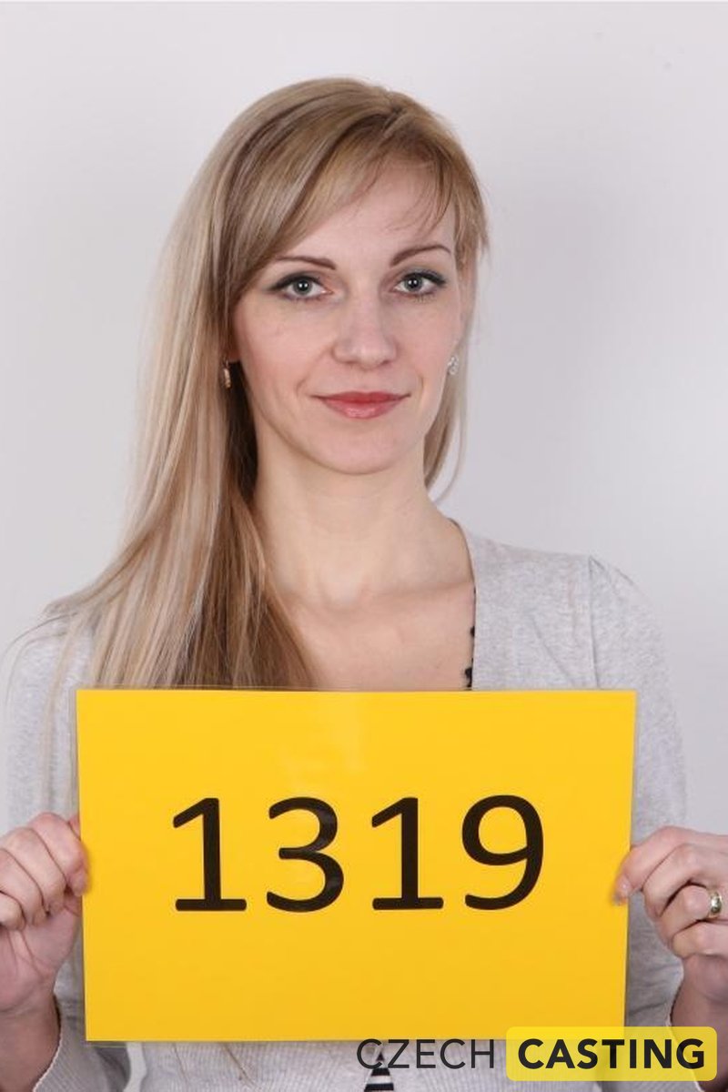 Czech Casting 959: Romana (32) - Screenshot 1 of 4 - Babes