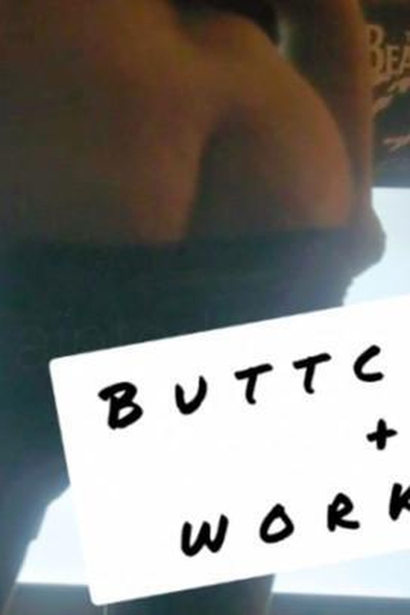 Buttcrack + Workout - Screenshot 1 of 4 - Ass Worship