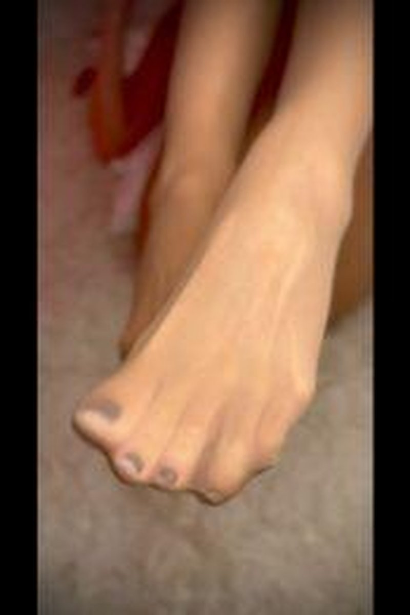 Beige Nylon - Screenshot 1 of 4 - Erotica