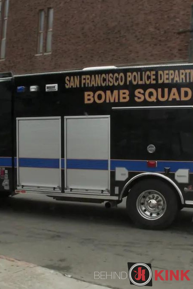 Bomb Squad - Screenshot 1 of 4 - BDSM