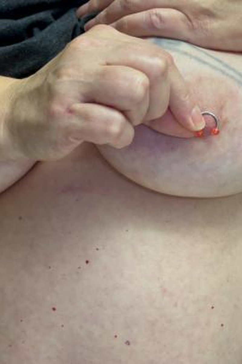 Nipple Jewelry Change Time - Screenshot 1 of 4 - Bathroom