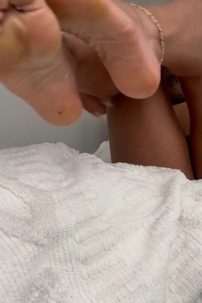 Pet Training - Screenshot 1 of 4 - Ass Worship