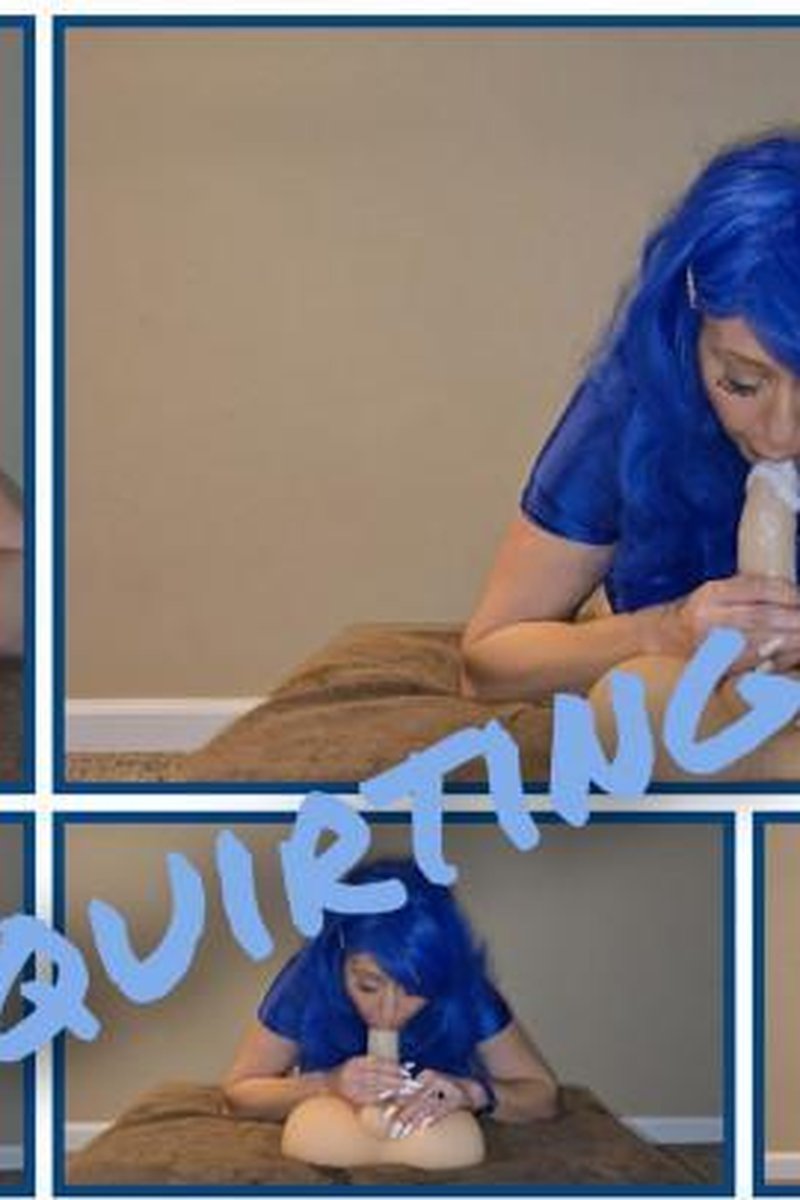 Sucking My Squirting Dildo Until It Cums All Over Me - Screenshot 1 of 4 - Cosplay