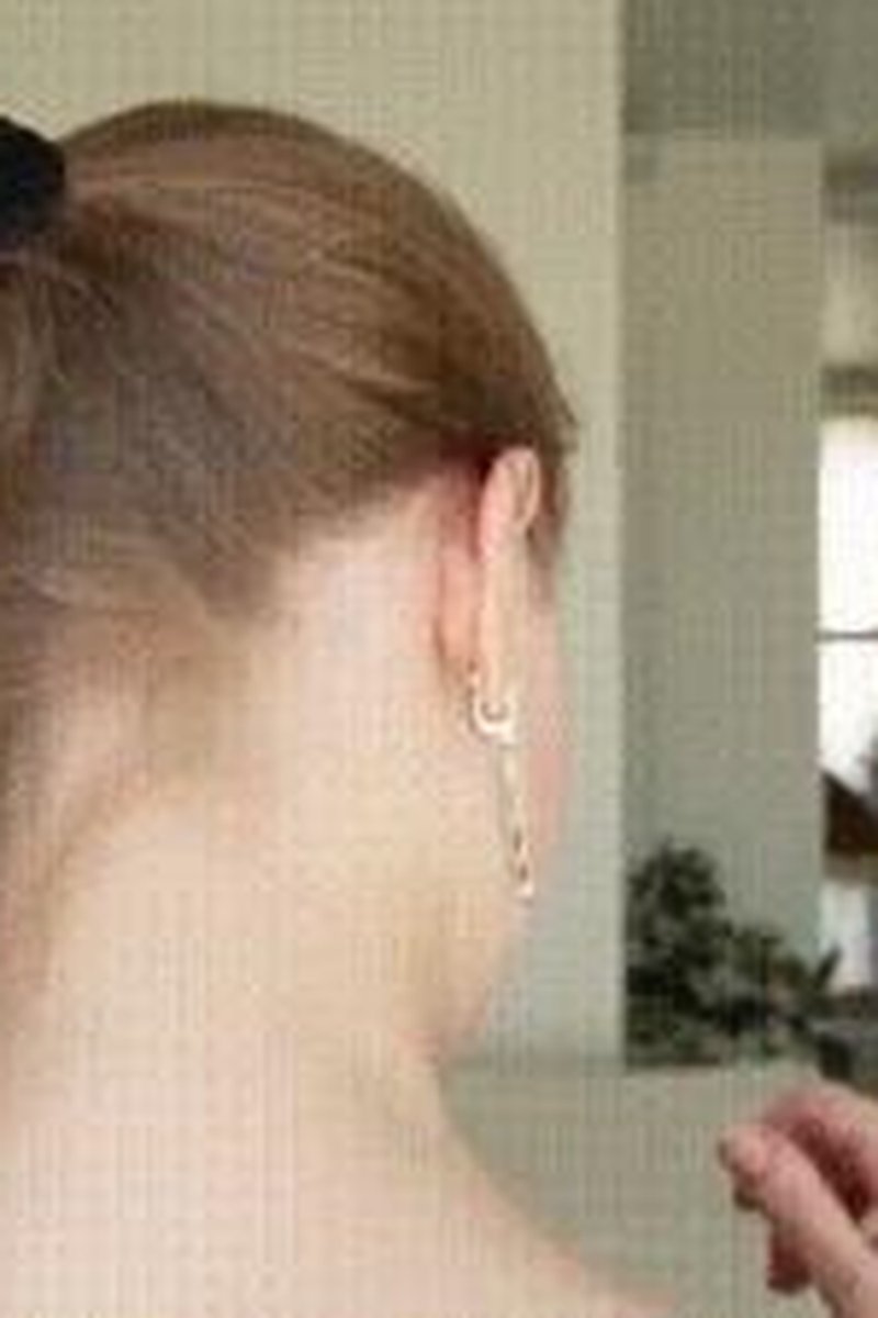 Ponytail - Screenshot 1 of 4 - Fetish