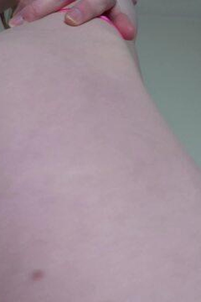 Armpit Close Ups 2 - Screenshot 1 of 4 - Armpit Fetish