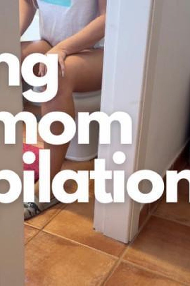 Caught Step-Mom Pee Compilation - Screenshot 1 of 4 - Caught