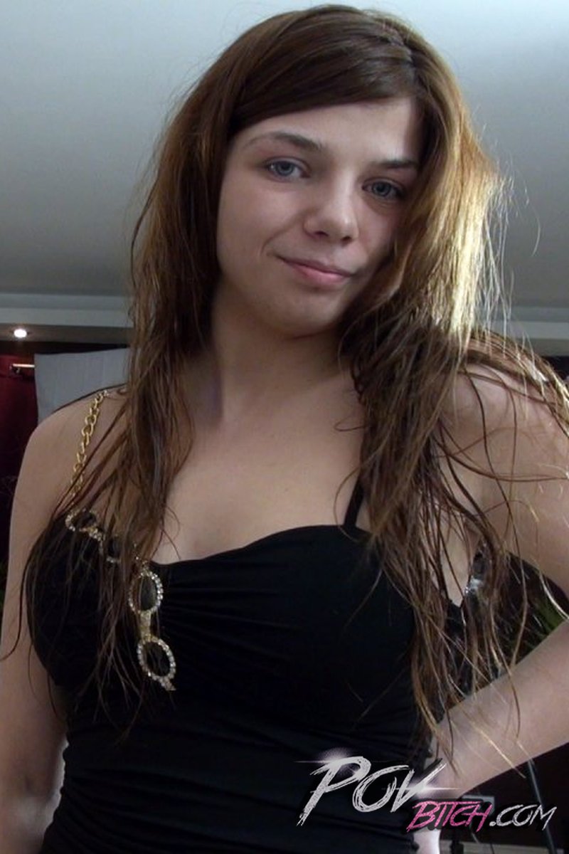 First Time with Stranger - Screenshot 1 of 4 - Brown Hair
