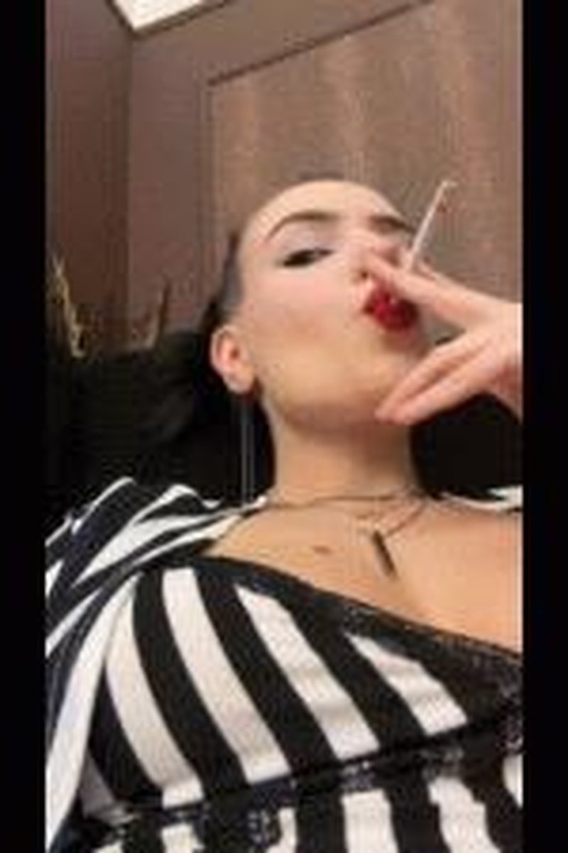 Smoking With Camera Movement - Screenshot 1 of 4 - Big Tits