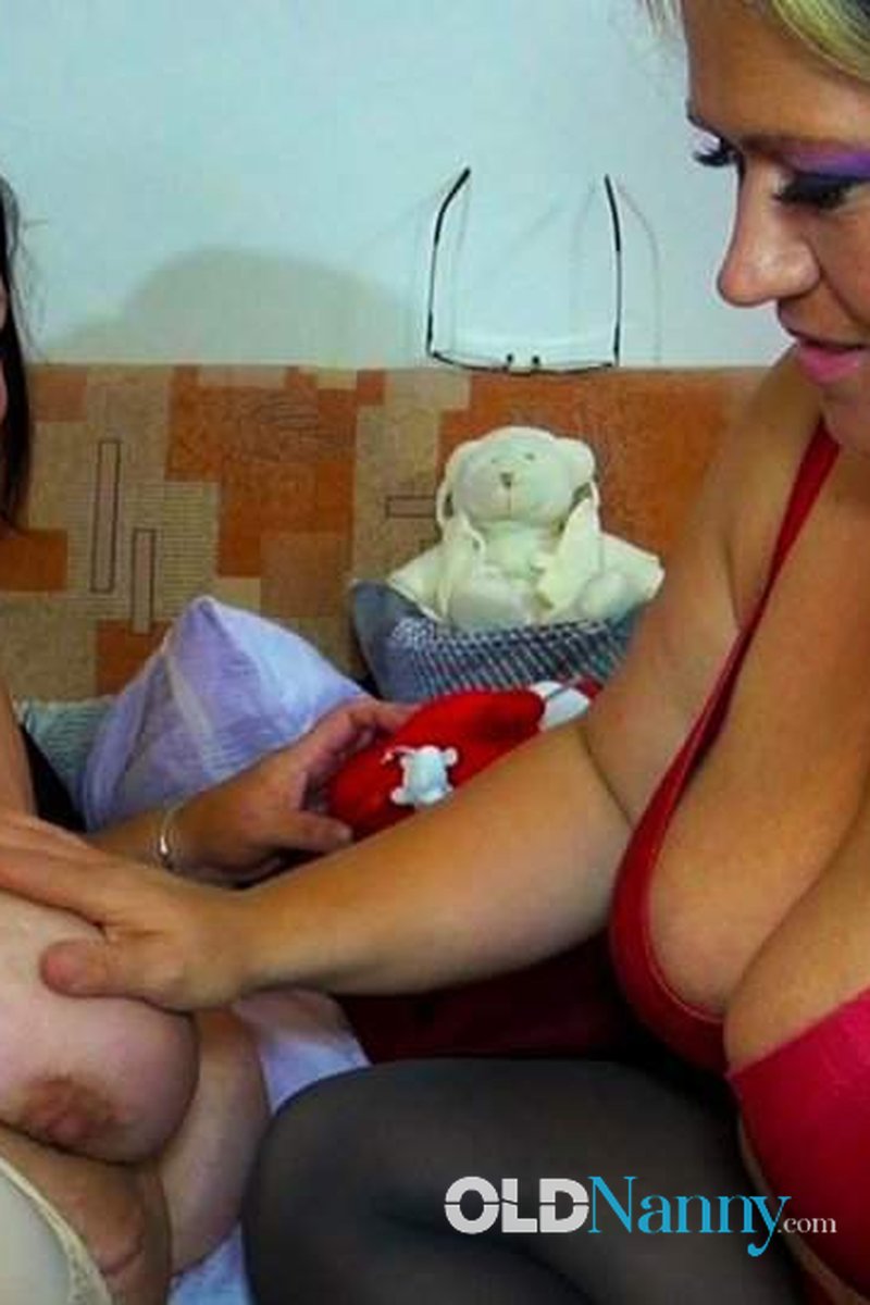 Chubby Matures Coming Closer - Screenshot 1 of 4 - BBW