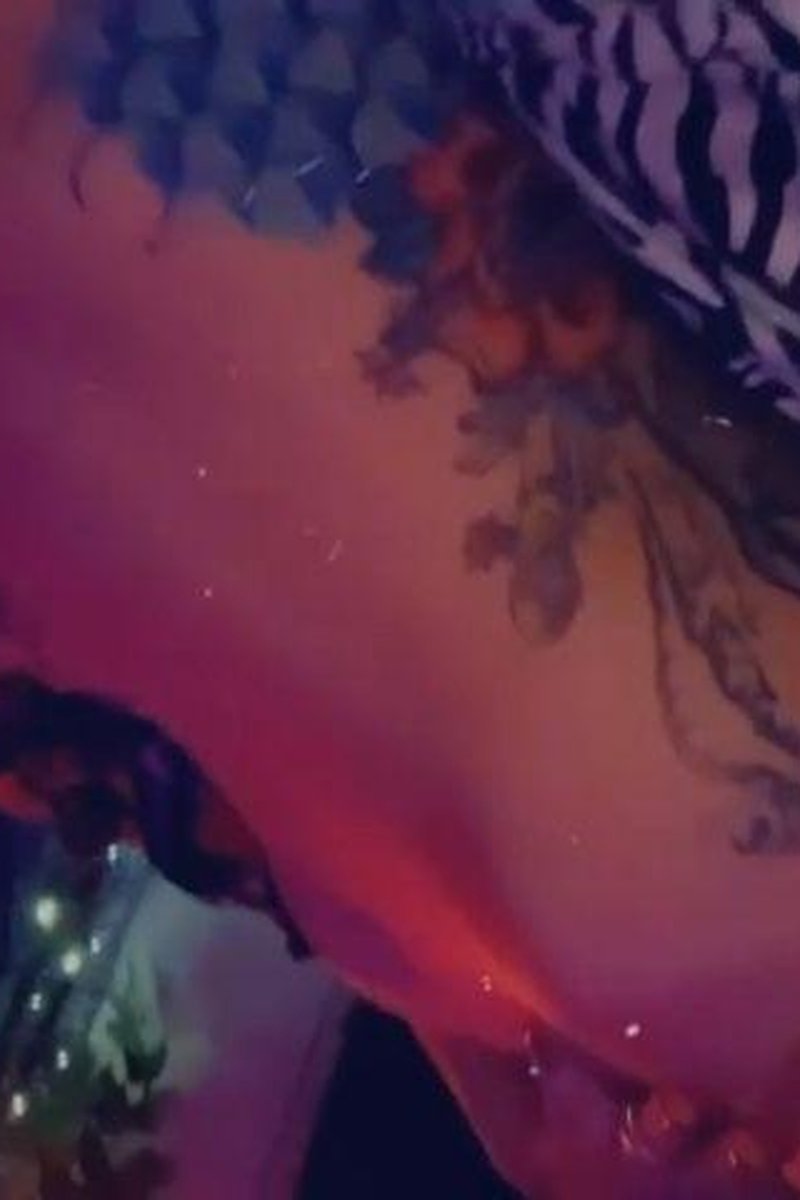 Teaser - Screenshot 1 of 4 - Big Tits