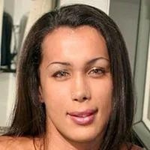 Julia Cordeiro — Photos | AshemaleParadise