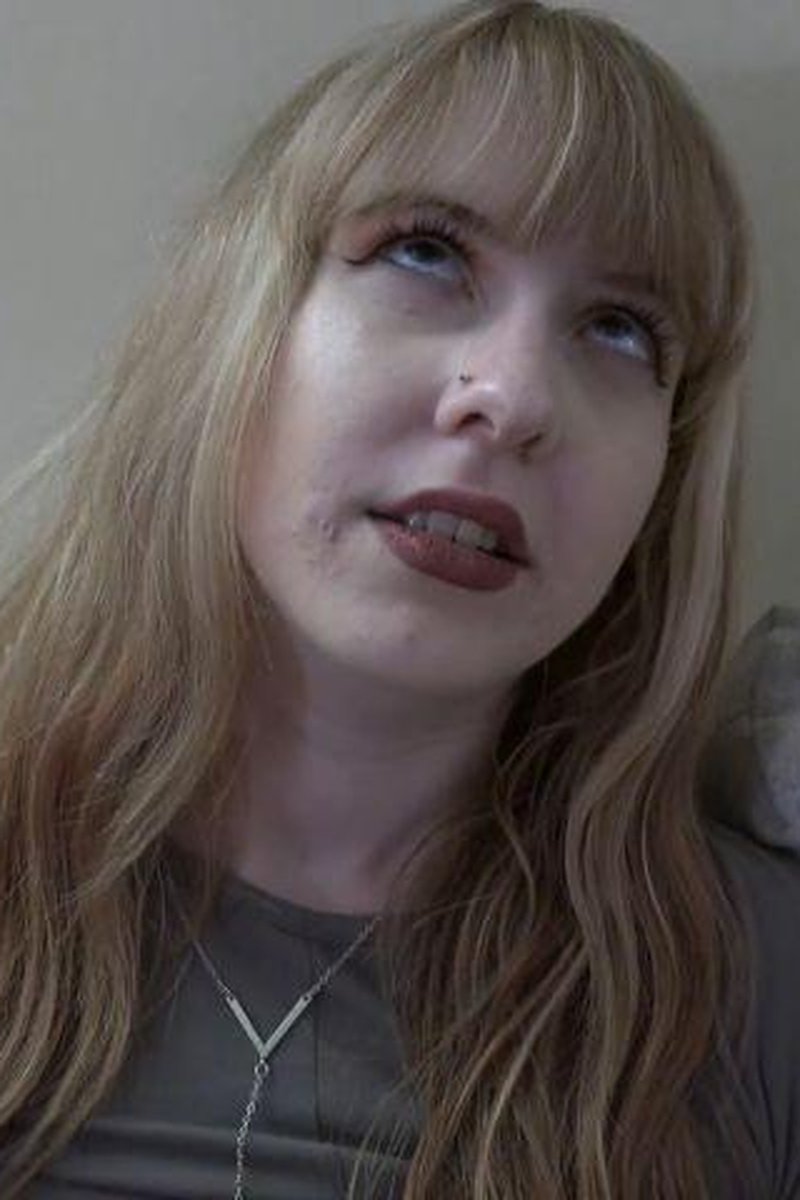 Kami Limp 2 - Screenshot 1 of 4 - Fondling