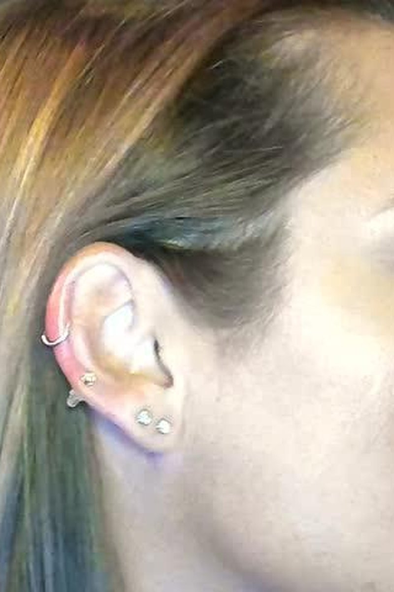 Tiny Man - Screenshot 1 of 4 - Face Fetish