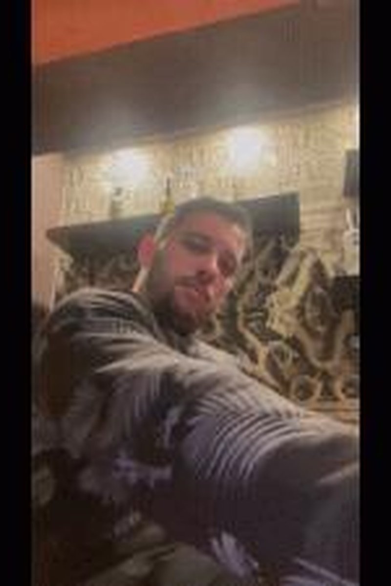 Smoking - Screenshot 1 of 4 - Babes