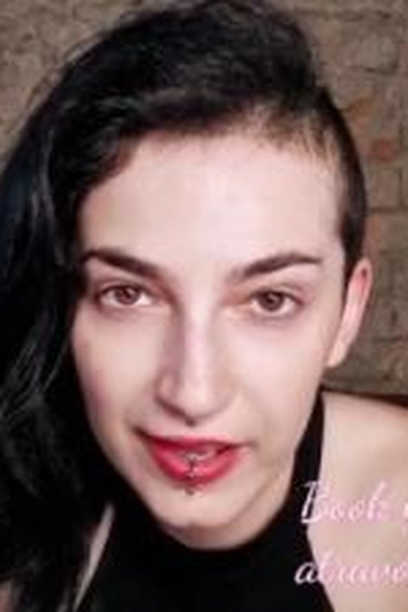 Eye Fuck - Screenshot 1 of 4 - Big Eyes