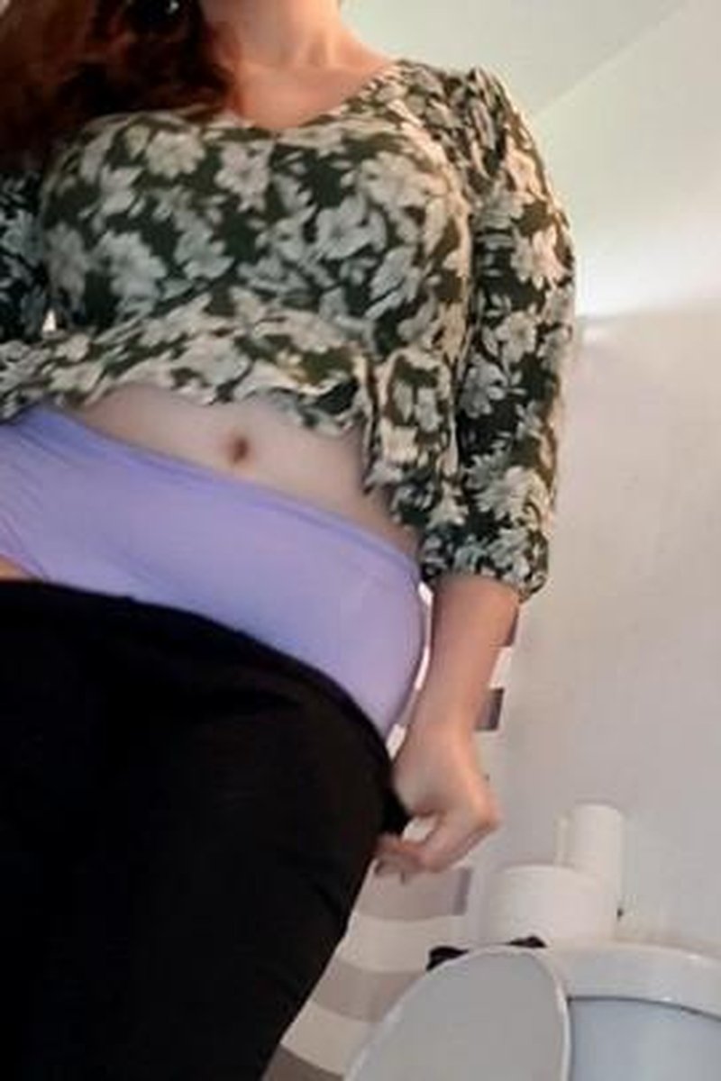 POV Cumming On Step-Mom While She Pees - Screenshot 1 of 4 - Cum4 Me