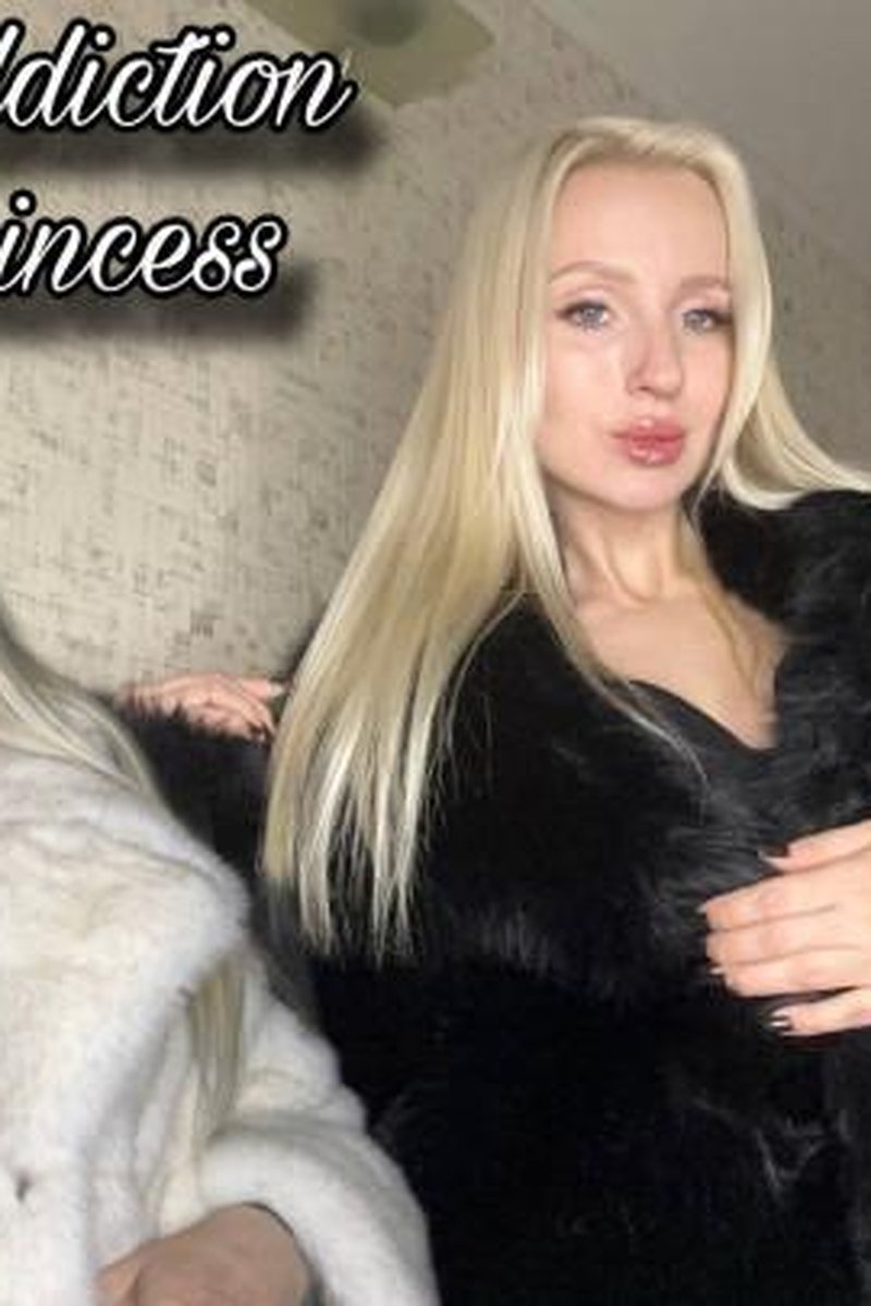 Fur Addiction - Screenshot 1 of 4 - Blonde Hair (Female)