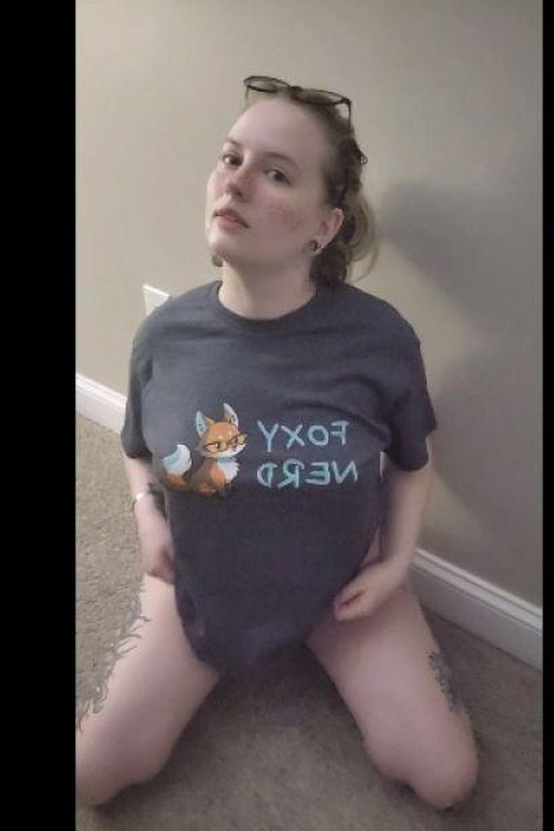 Teasing You - Screenshot 1 of 4 - Blowjob