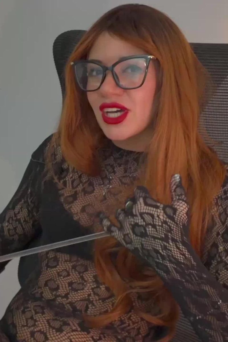 TP-iwantclipspolishmistress-teacher-sophia-in-black-high-heels-has-extra-ordinary-teaching-methods-polish-language