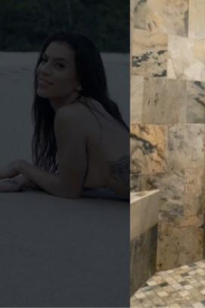 Cabin Shower - Screenshot 1 of 4 - Ass Worship